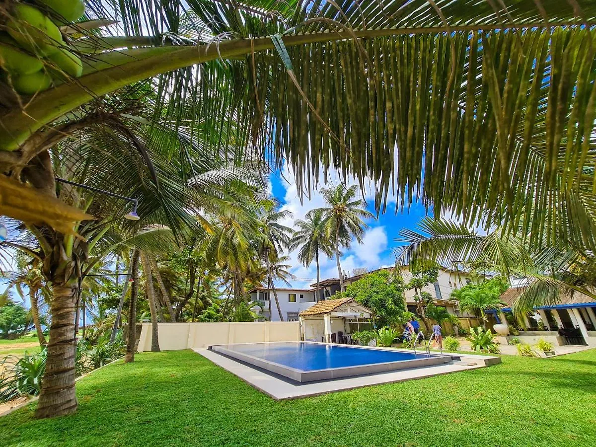 Star Beach Guest House Negombo Hotel