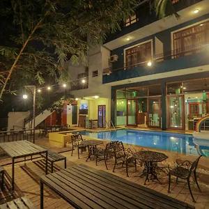 Summer Side Residencia Hotel