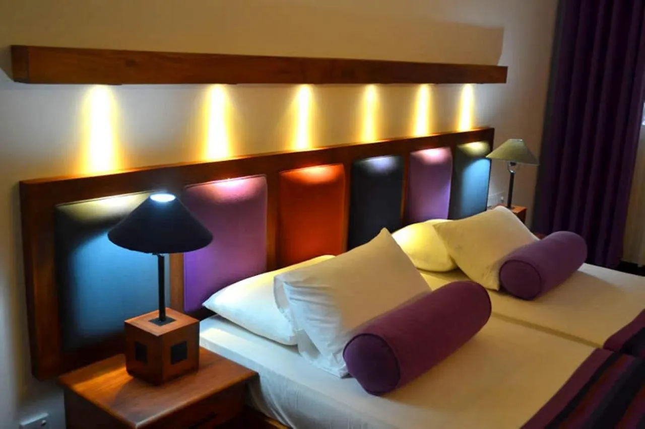 Star Beach Guest House Негомбо Отель